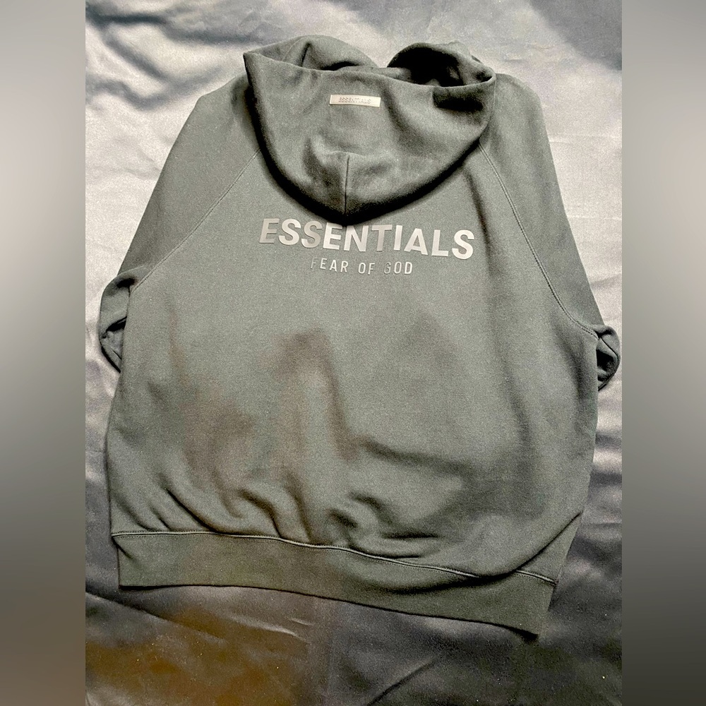 Fear of God Essentials 
Black Hoodie 
Size L Oversized 
Shop my closest!